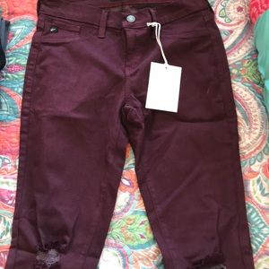 Nwt plum Kancans, 27